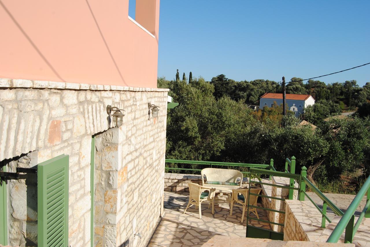Villa Tati Kastos Экстерьер фото